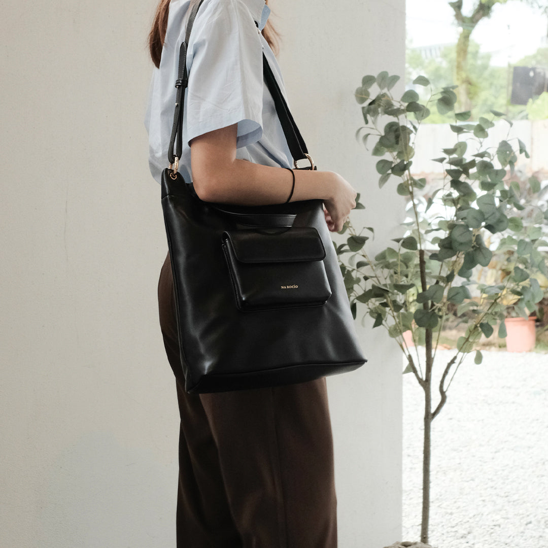 Anniversary Exclusive Duo — 2 Bags for RM399 + Free Bag Charm with Name Engraving