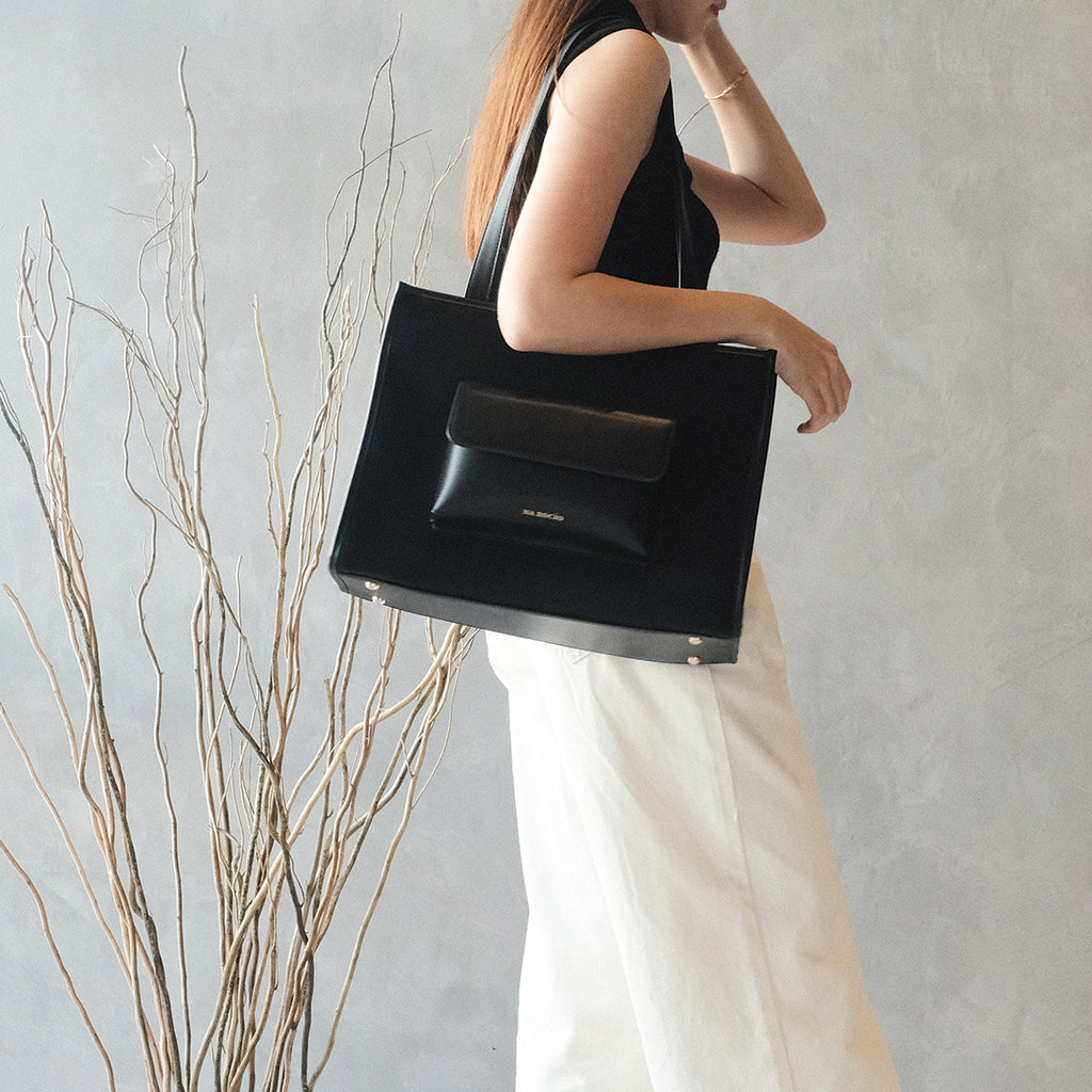 Faye Tote Bag / Full Black