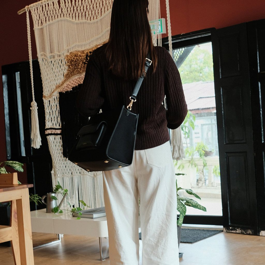 Faye Tote M / Full Black