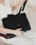 Her-Story Laptop Bag / Black
