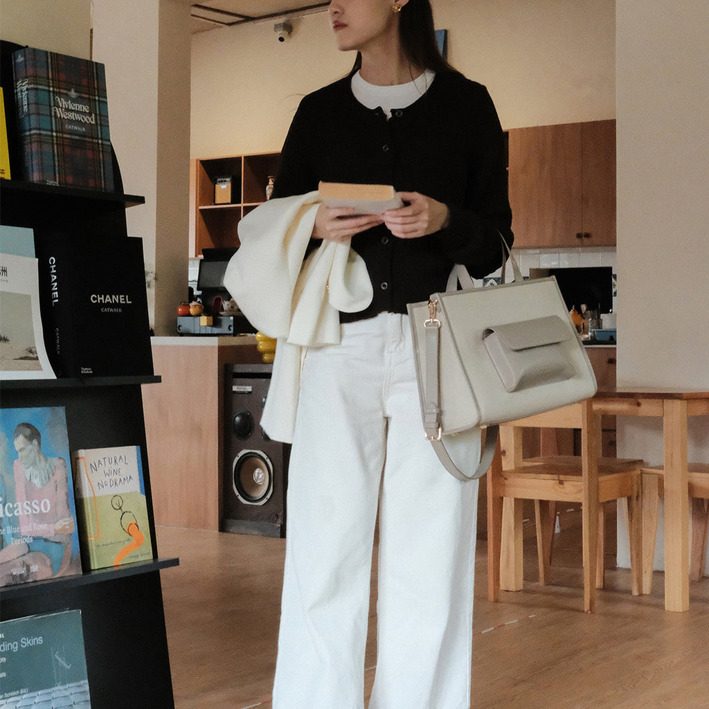 Faye Tote M / Sandstone